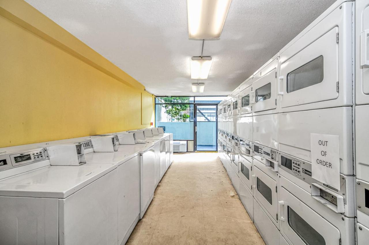 Landmark Resort King Suite Unit 710 Beautifully Updated Sleeps 4 Myrtle Beach Extérieur photo